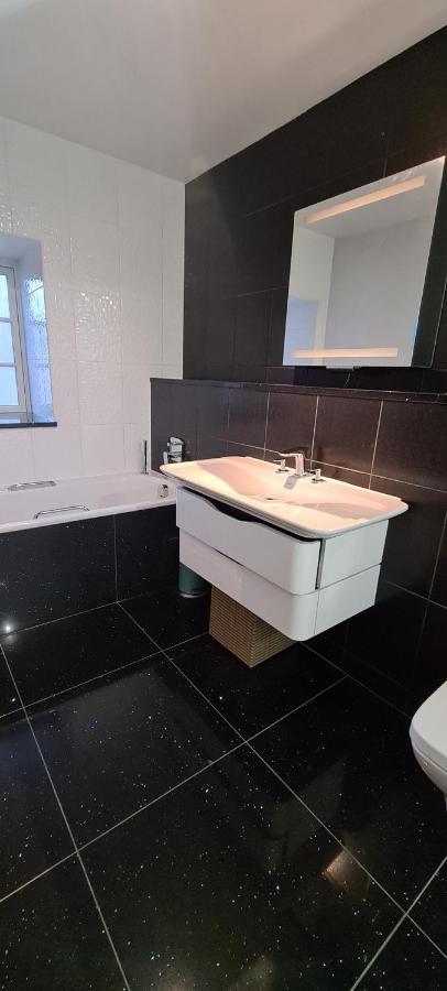 Pass The Keys Spacious 3Beds Flat Near City Centre - Free Parking Edinburgh Dış mekan fotoğraf